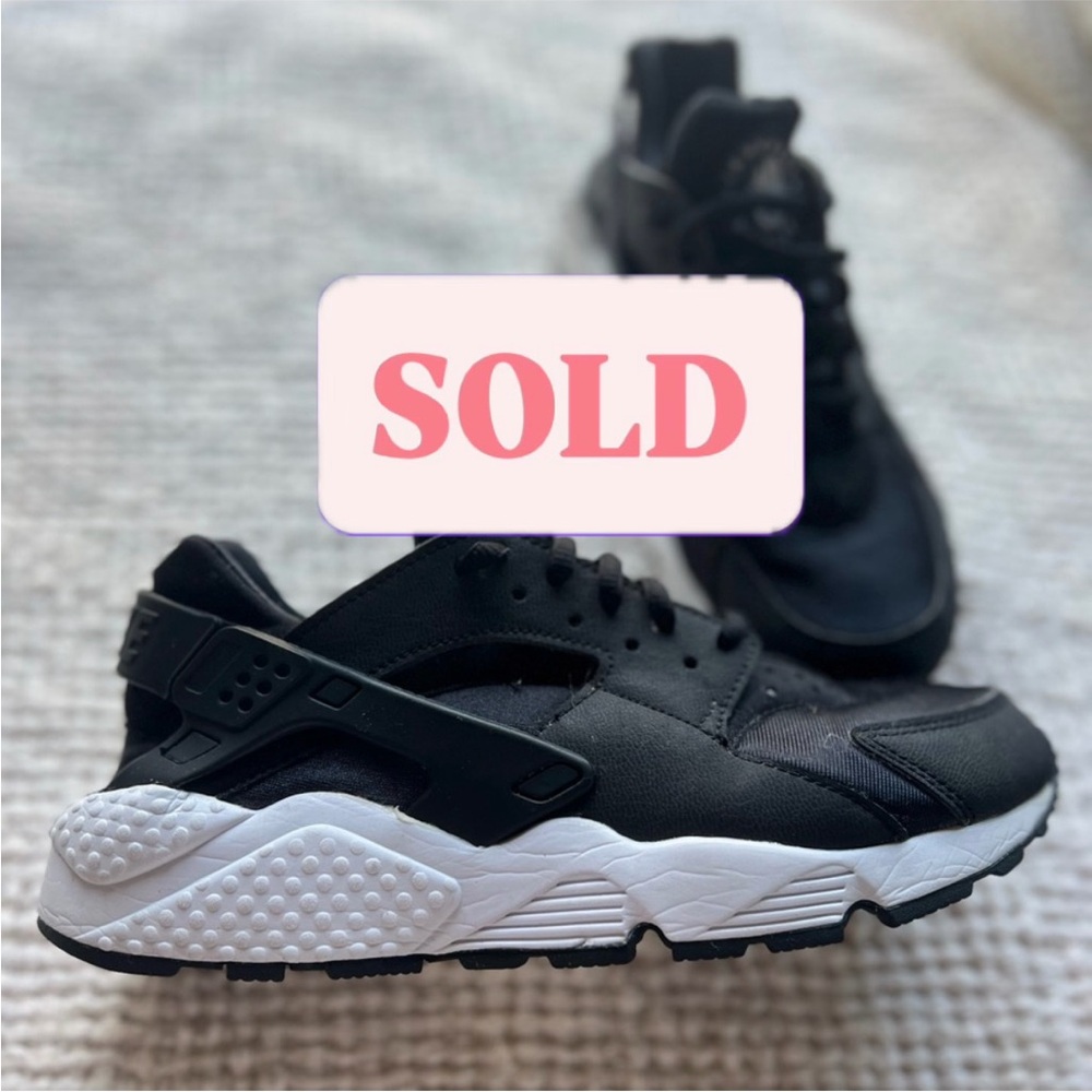 Retro Nike Air Huarache Run Ultra 'Black White'